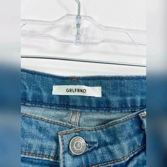 GRLFRND Tatum Mid-Rise Micro Boot Jean Highway Star Size 28 - Picture 2 of 3